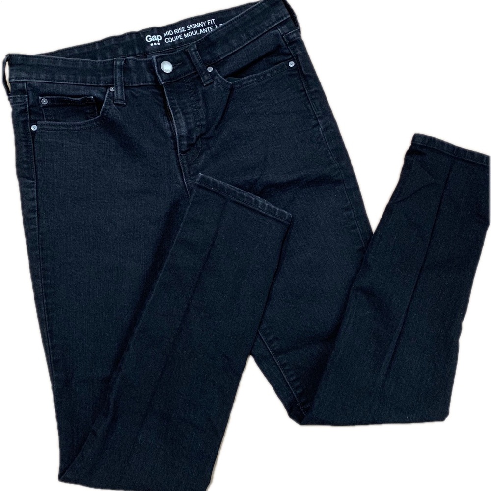 Black Mid rise skinny fit GAP